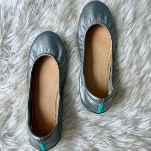Metallic Pewter Tieks